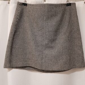 NWT Banana Republic Black & White Houndstooth Skirt Size 16